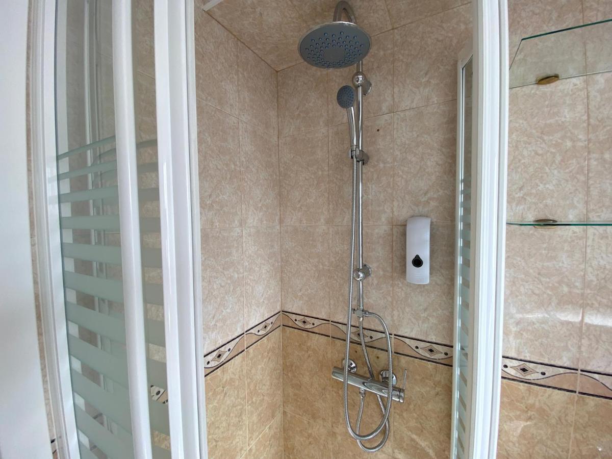 Cozy Studio Centr Torremolinos Bagian luar foto